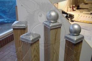 houten paalornamenten bol/plaat 10x10mm